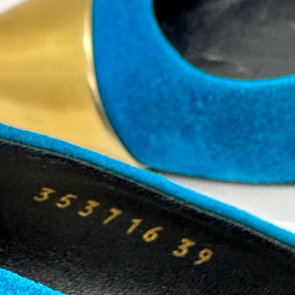 SOLD-GUCCI Turquoise Blue Suede Colorblock Toe Pointed Heels Pumps Size 39 US 9 - Picture 4 of 7